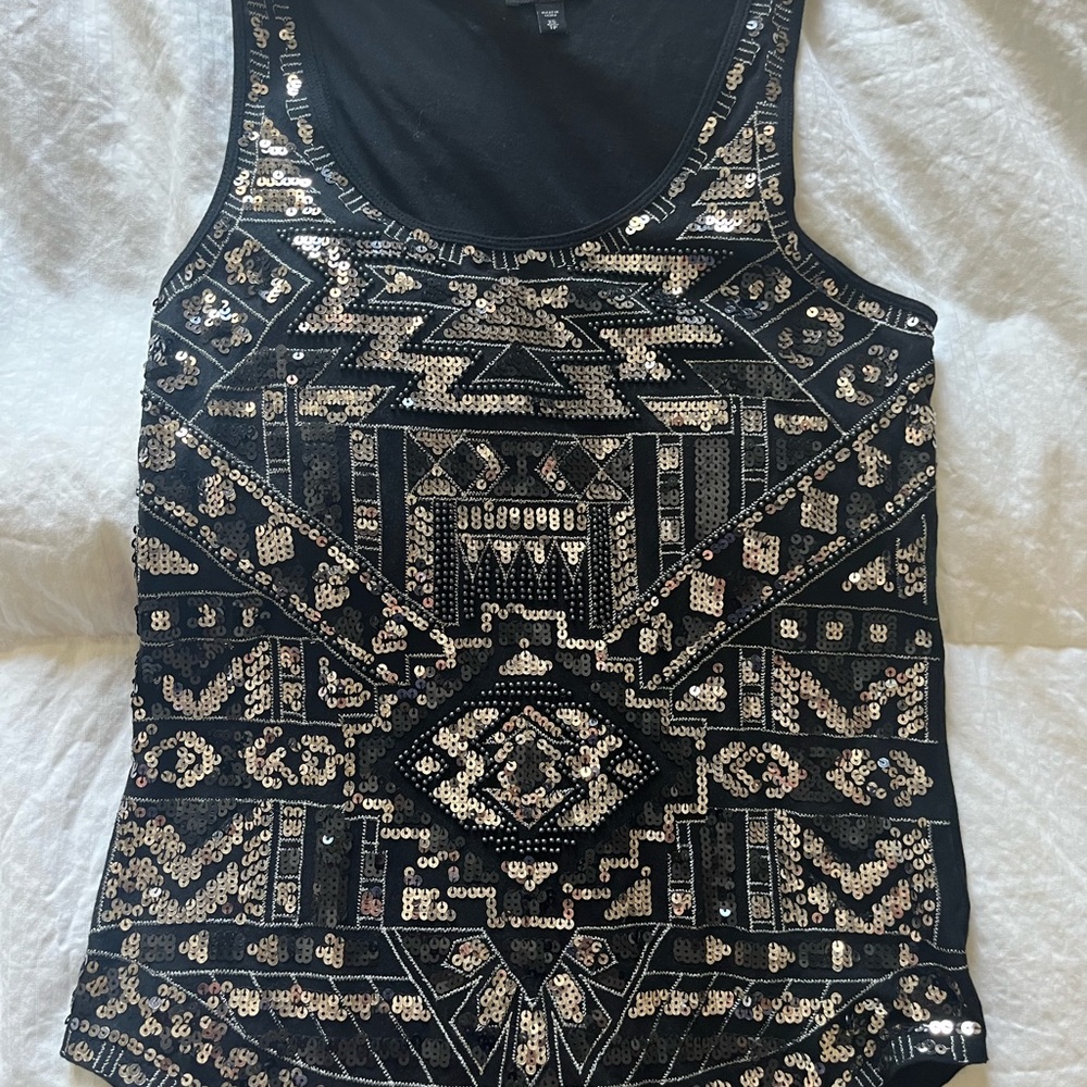 Sequin black top